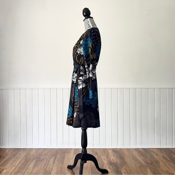 Everly Black Floral Long Sleeve Wrap Dress Size M - Picture 6 of 15